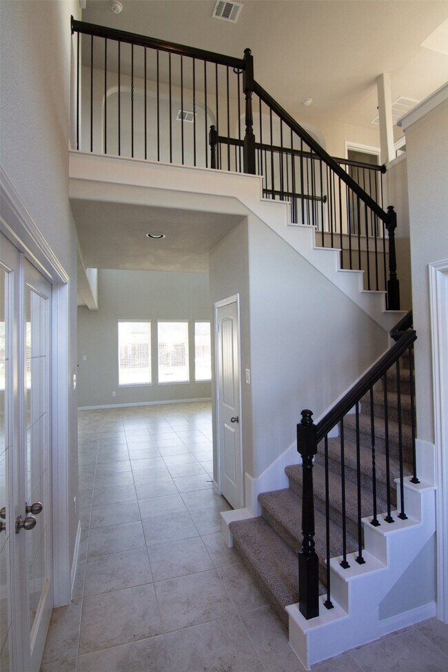 Building Photo - 7815 Mesquite Hill Ln