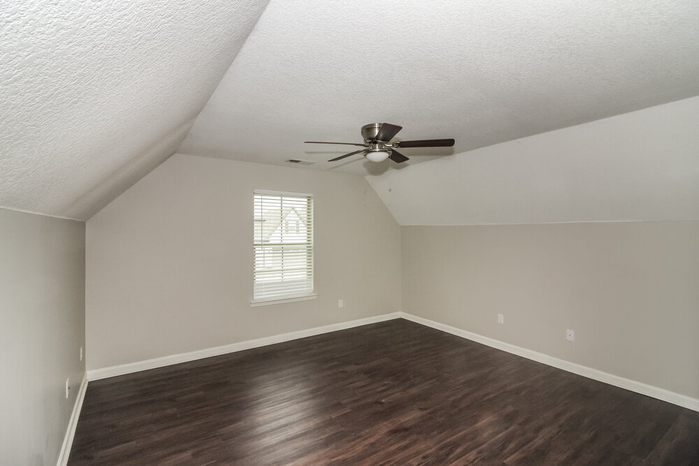 Building Photo - 170 Misty Fields Rd