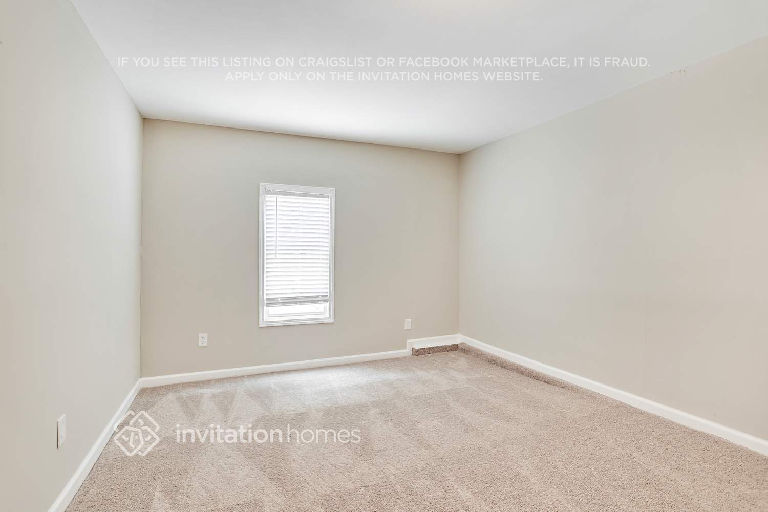 Building Photo - 832 Post Rd Cir