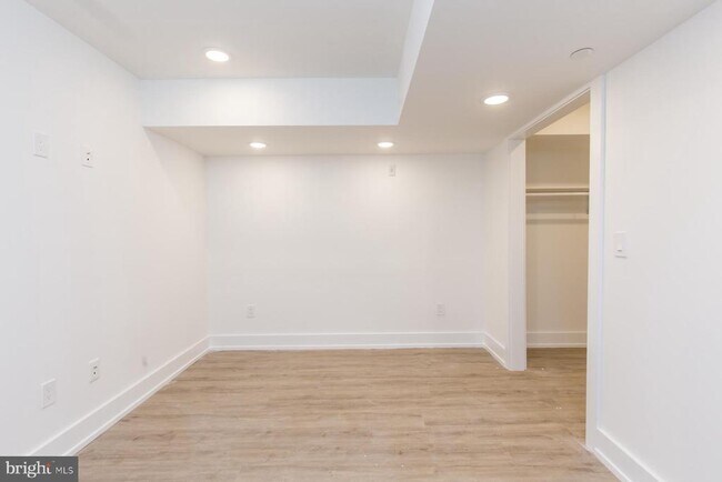 Building Photo - 1339 N Marston St