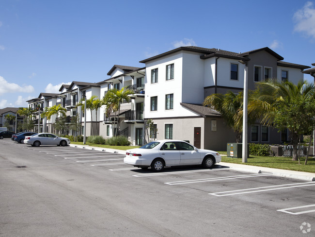 Side View - La Joya Apartments