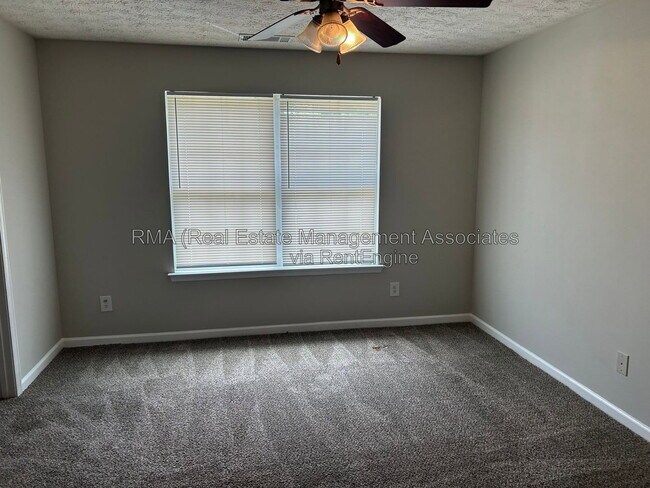 Building Photo - 1768 Carrington Dr