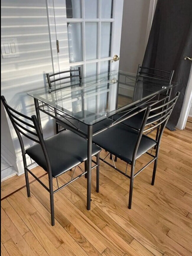 Building Photo - 446 W 50th St