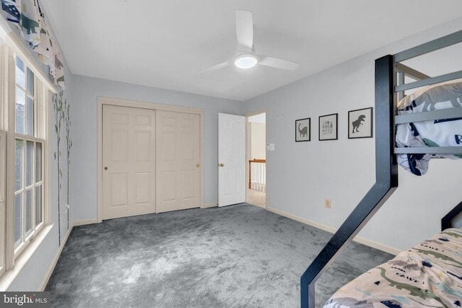Building Photo - 7707 Lake Glen Dr
