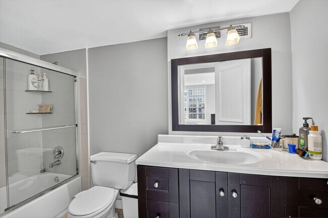 Building Photo - 3450 S Ocean Blvd