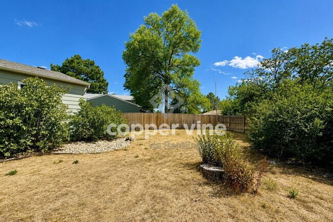 Building Photo - 10536 W 107th Ave