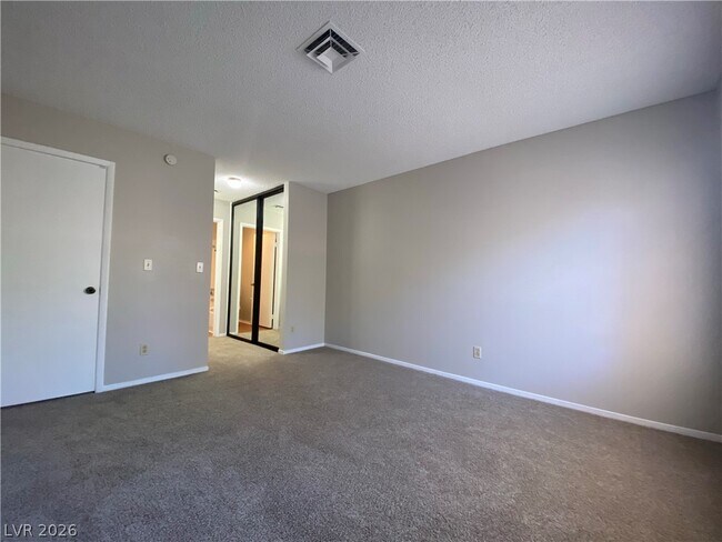 Building Photo - 4805 Nara Vista Way