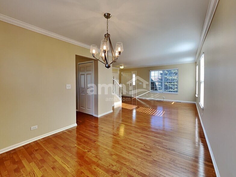 Building Photo - 380 Quarry Ln