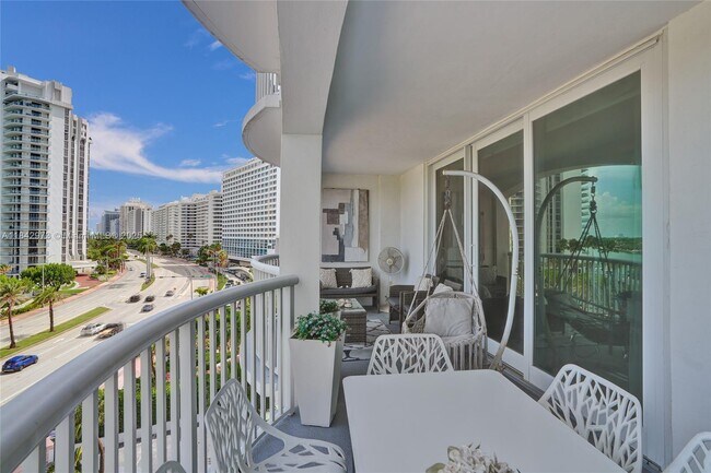 Building Photo - 5401 Collins Ave