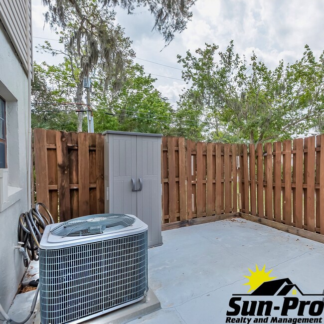 Building Photo - 980 Canal View Blvd