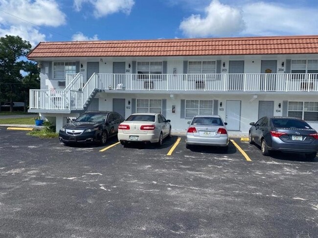 Building Photo - 771 SW 8th St