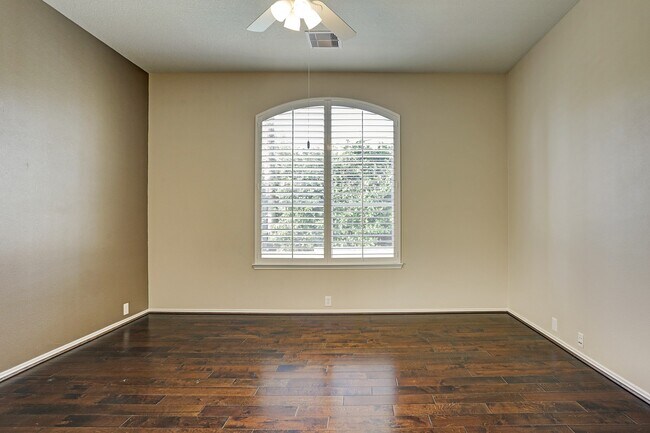 Building Photo - 5503 Honey Mesquite Way