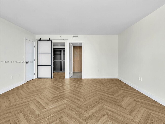 Building Photo - 770 NE 69th St