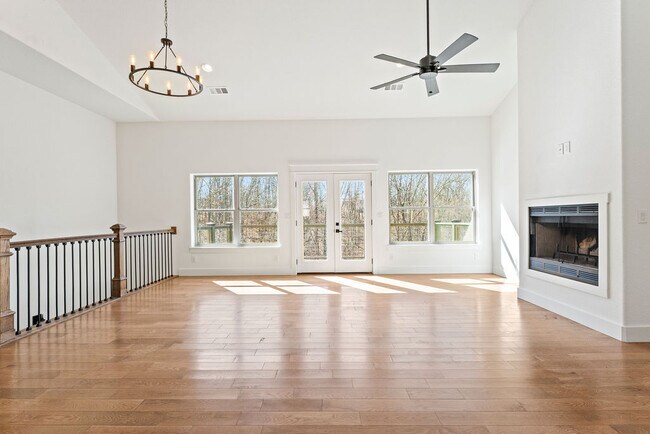 Building Photo - 11 Pagham Ln