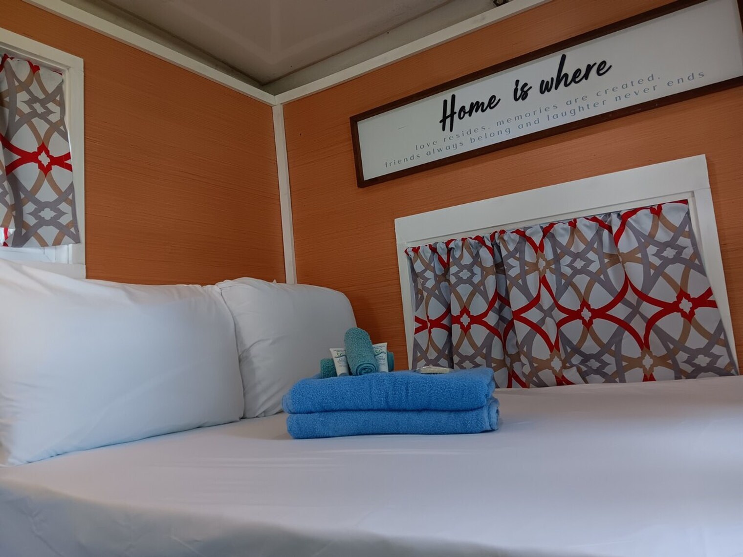 Building Photo - 80 Perkins Ave