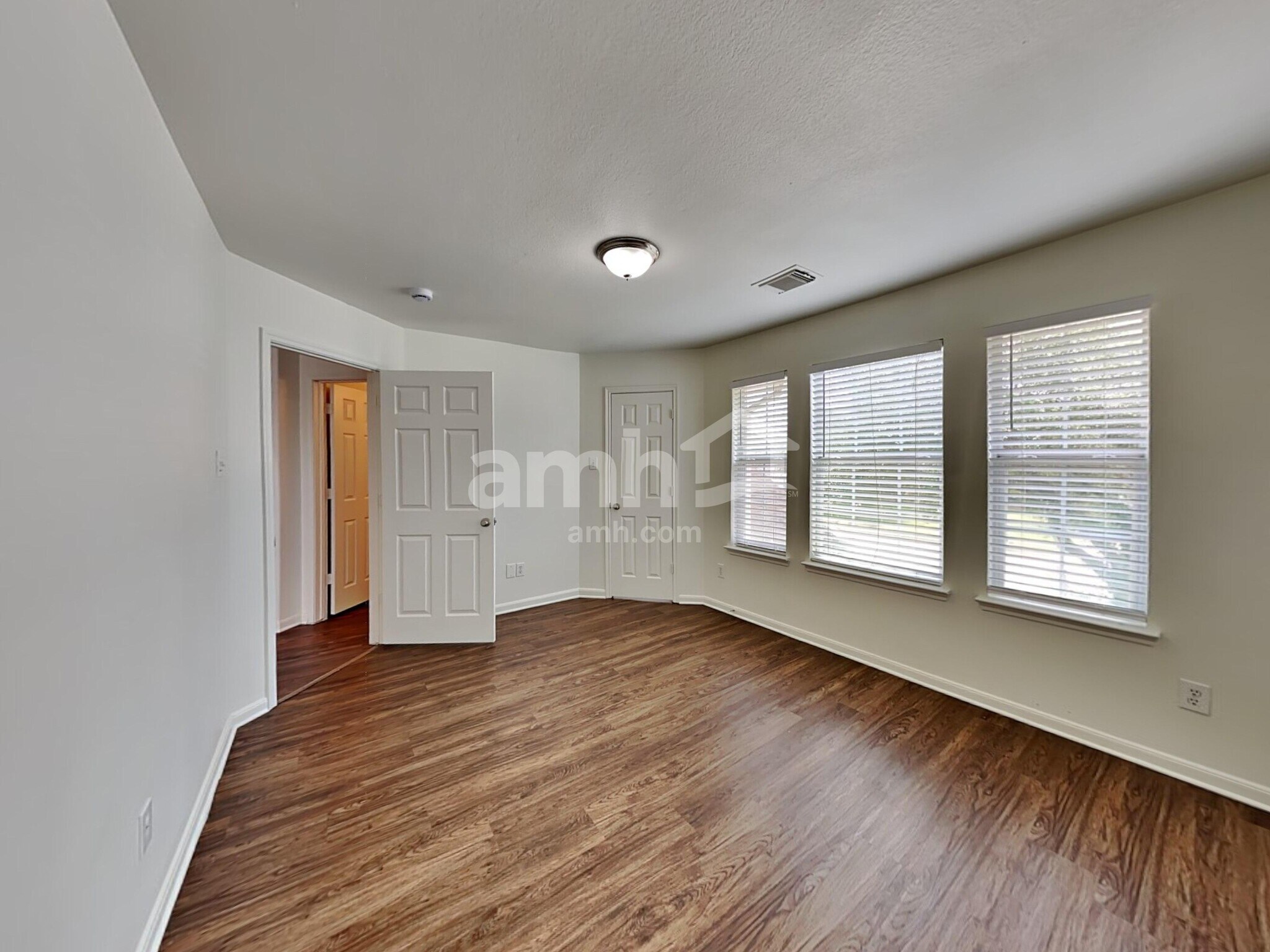 Building Photo - 3915 Ridge Canyon Rd