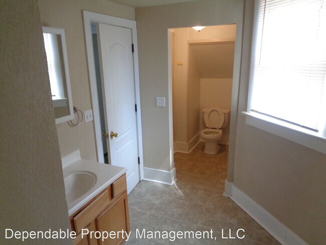 Building Photo - 6 br, 3 bath House - 1018 17th Street