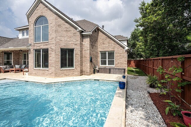 Building Photo - 5907 Ballina Canyon Ln