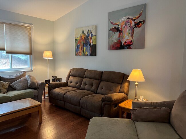 Building Photo - 3649 S Killarney St