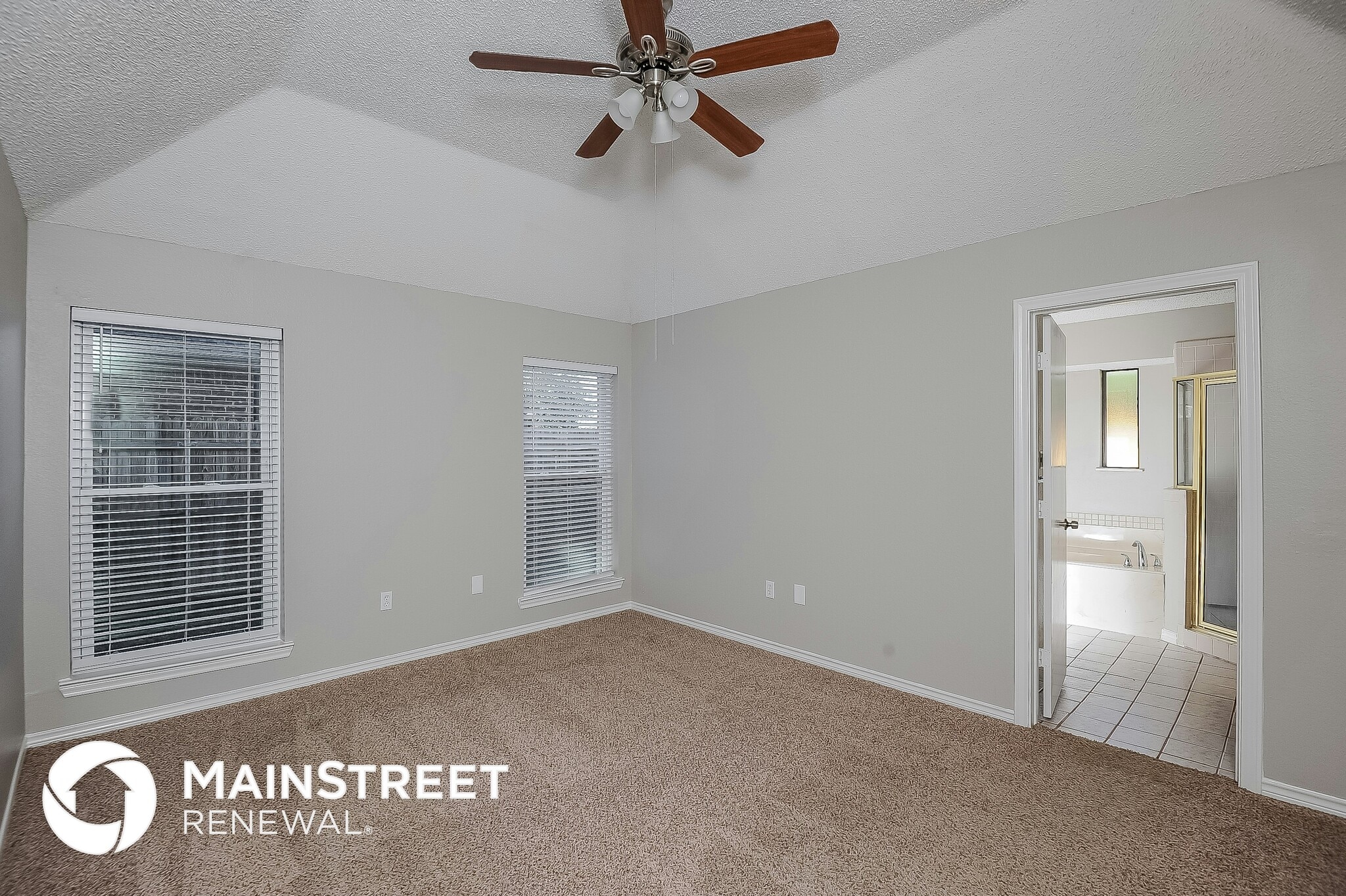 Building Photo - 707 Gunnison Ct