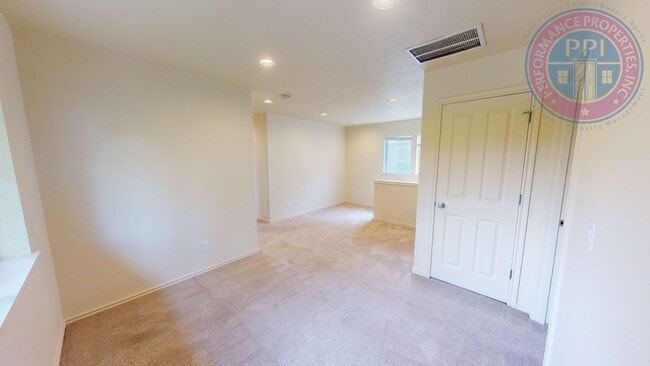 Building Photo - Bethany - Luxury Home, Central Air-Conditioning, Community Pool, Pet Welcome