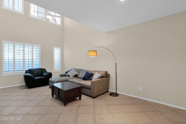 Building Photo - 1024 E Frye Rd