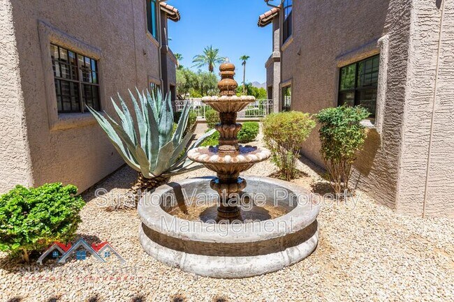 Building Photo - 10015 E Mountain View Rd