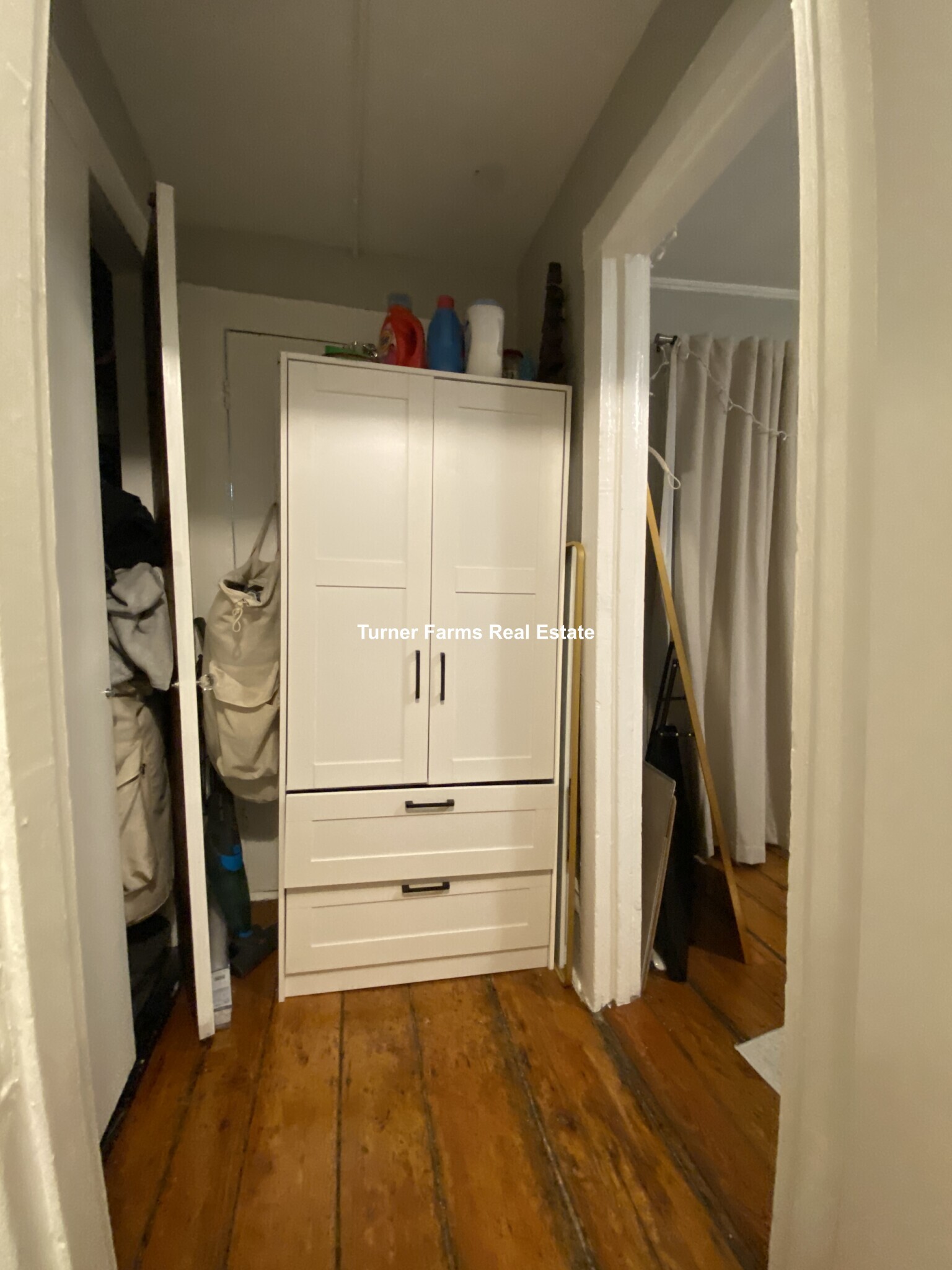 Building Photo - 5 Champney Pl