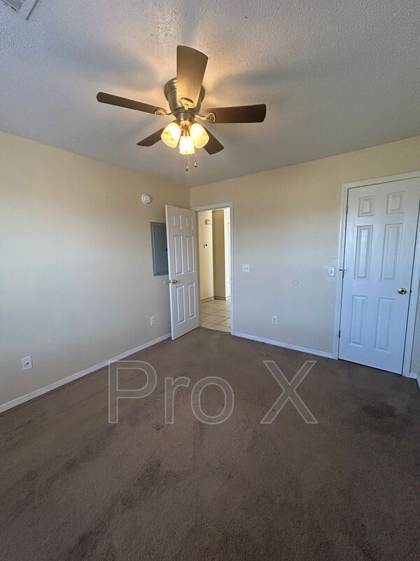 Building Photo - 3510 SW Landau Ct