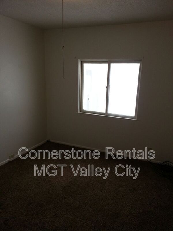 Building Photo - 309 College St SE