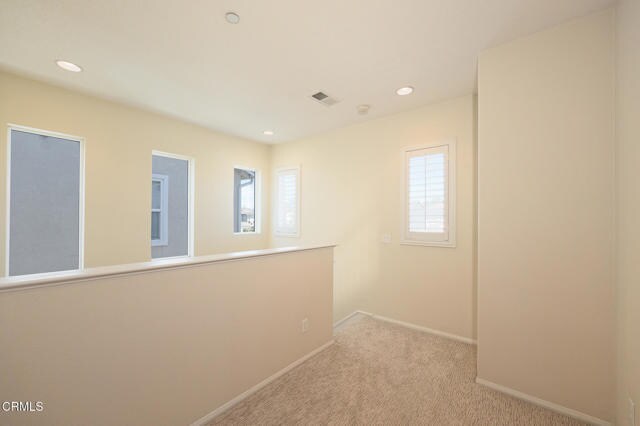 Building Photo - 326 Lakeview Ct
