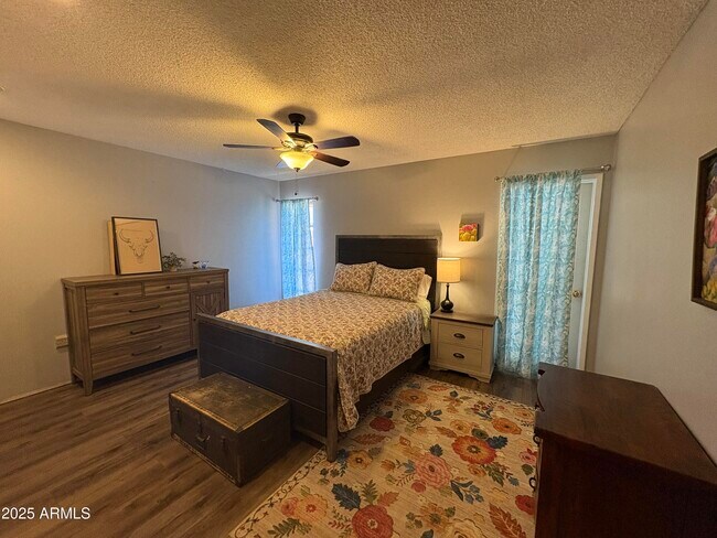 Building Photo - 16425 N Orchard Hills Dr