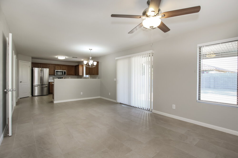 Building Photo - 11704 W Mauna Loa Ln