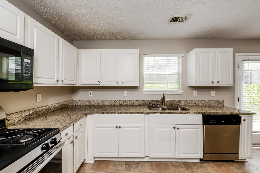 Building Photo - 1110 Ivey Ln