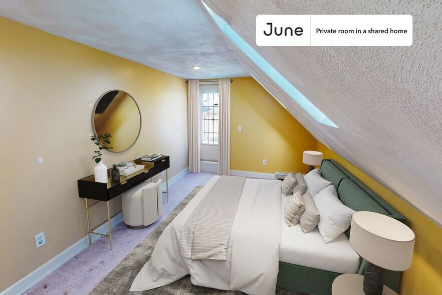 Primary Photo - Room in Shared 6 bed/2 bath home