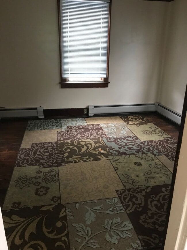 Building Photo - Available soon! Call Stephanie at 307-389-...