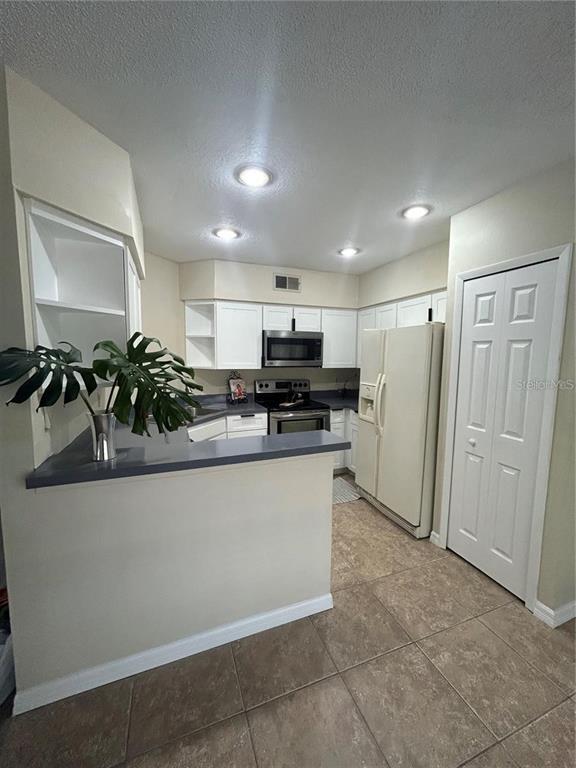 Building Photo - 4540 Oak Arbor Cir