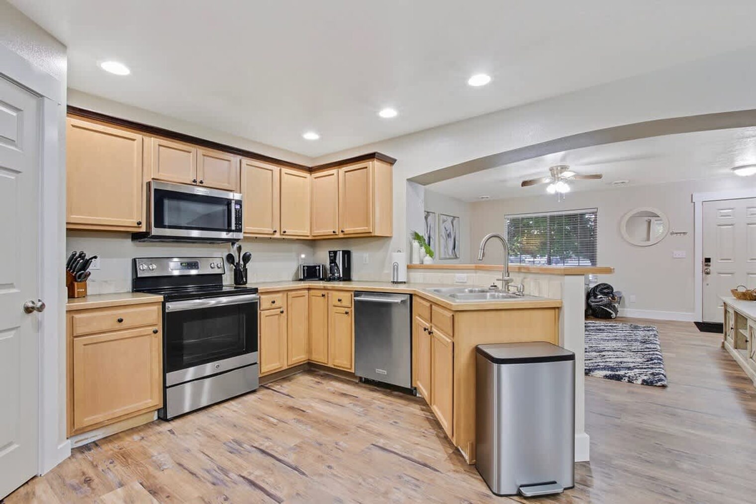Building Photo - 3462 W Foxfire St