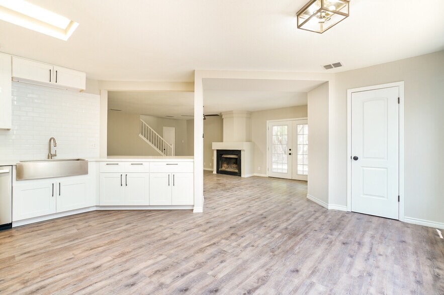 Building Photo - 11315 Morino Park