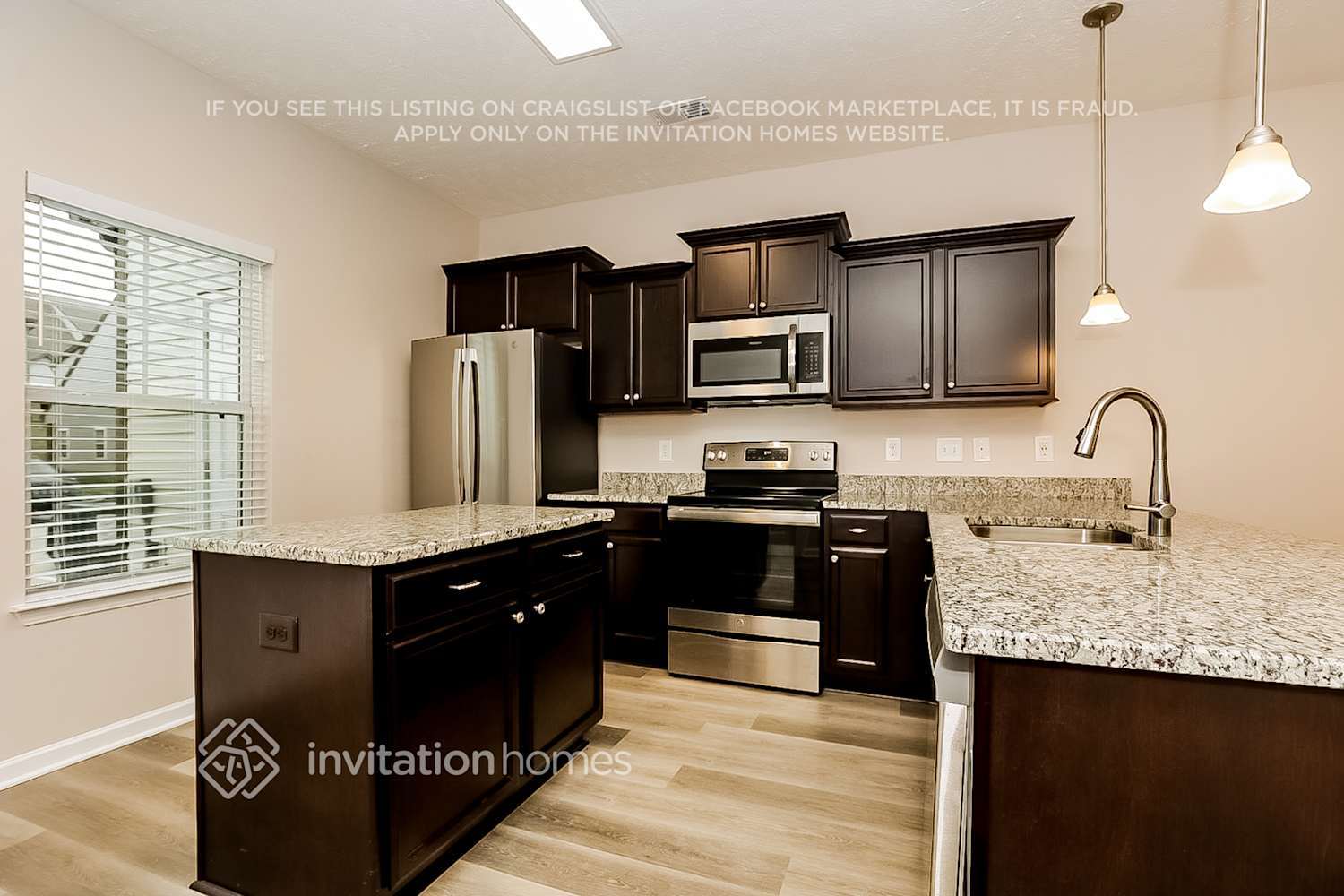 Building Photo - 422 Rick Mccormick Dr