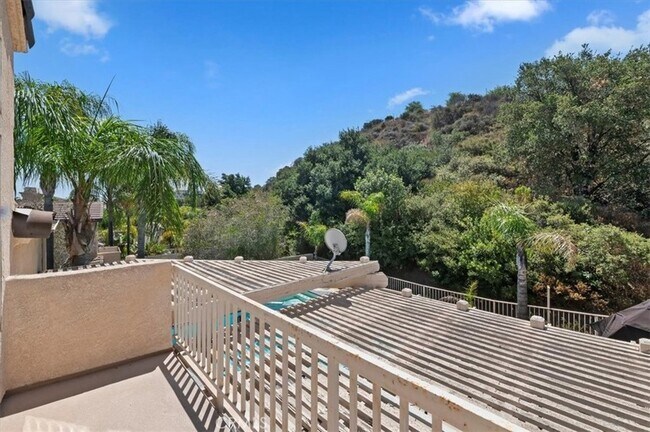 Building Photo - 2760 Hidden Hills Way W