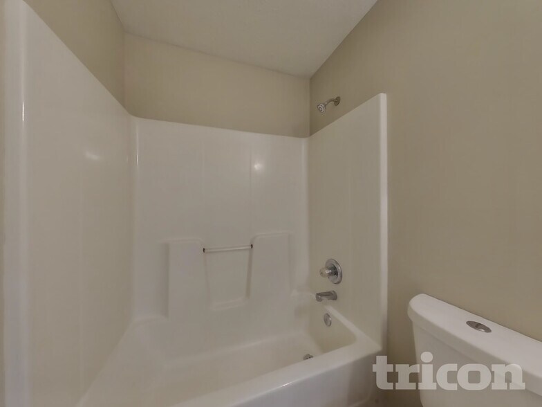 Building Photo - 200 Pebble Brooke Ct