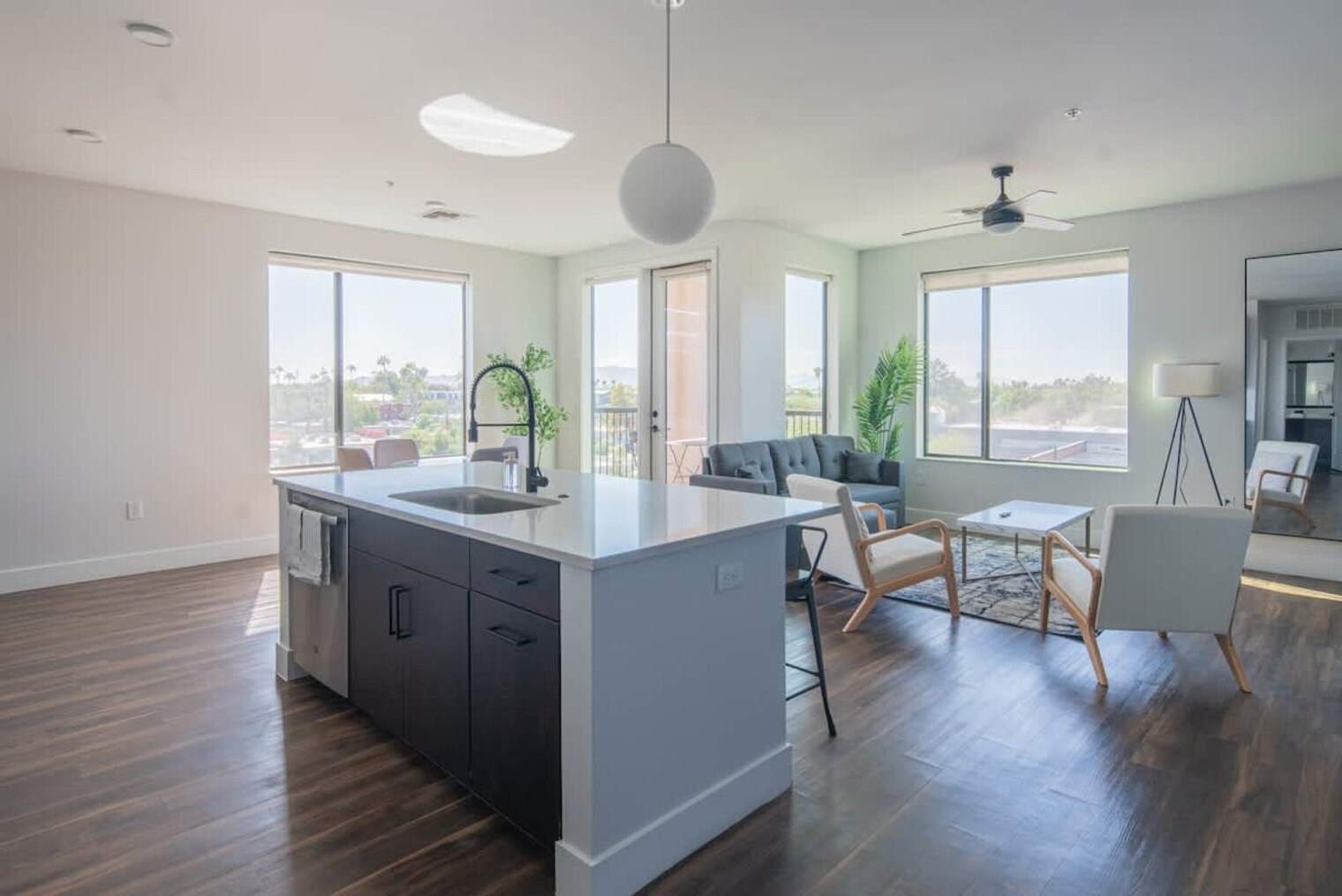 Building Photo - 701 W Rio Salado Pkwy