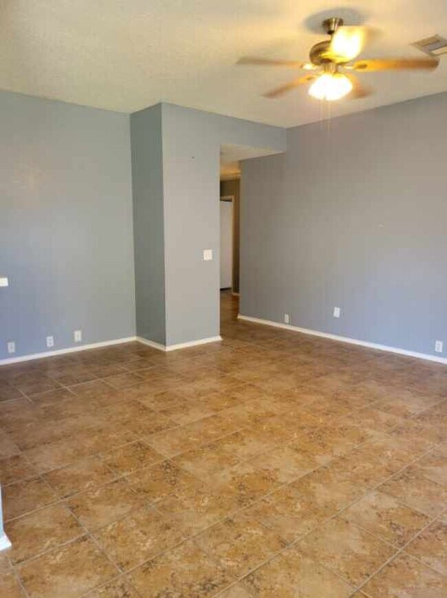 Building Photo - 1004 Wintercreek Dr