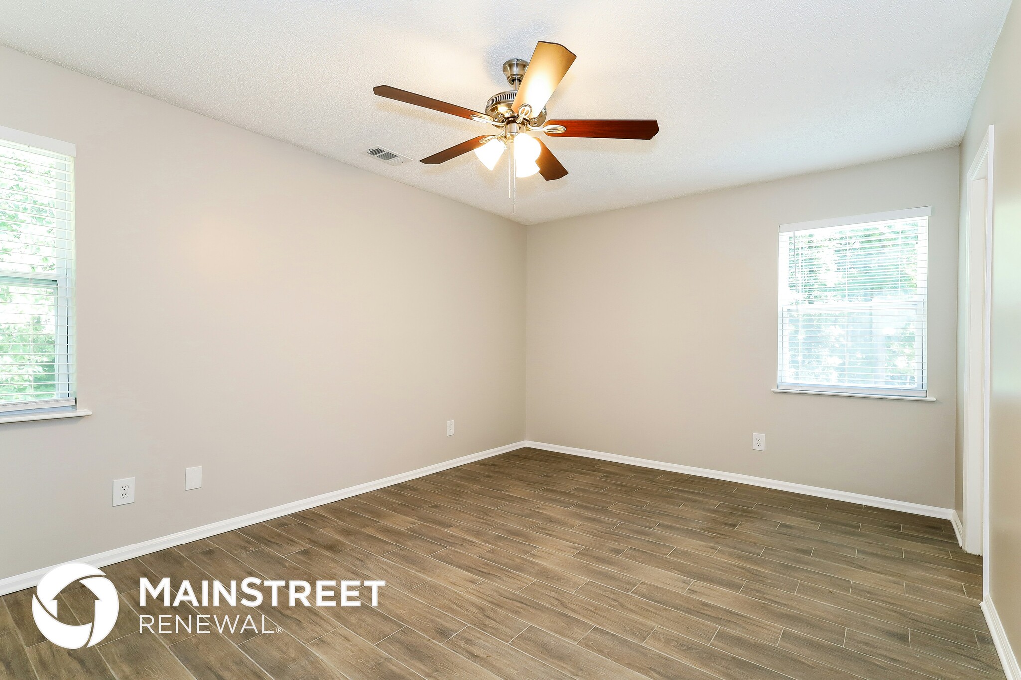 Building Photo - 6061 Acadian Woods Dr