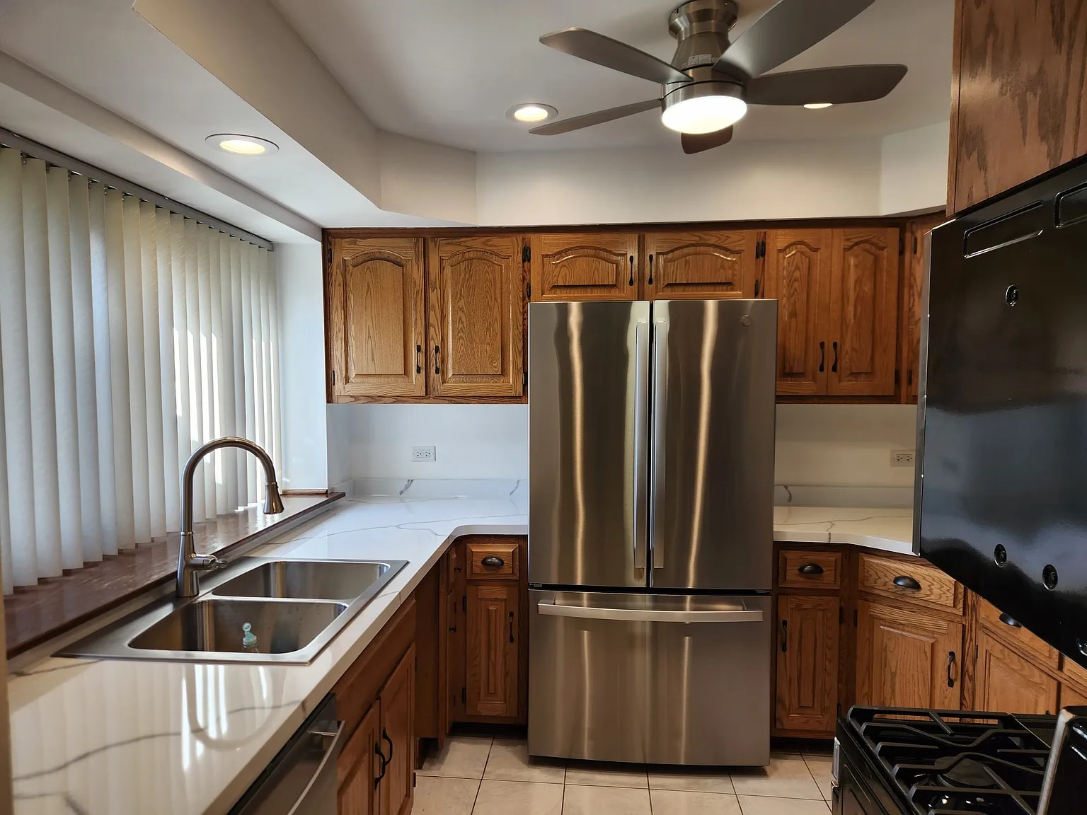 Kitchen - 8306 Berkhansted Ct