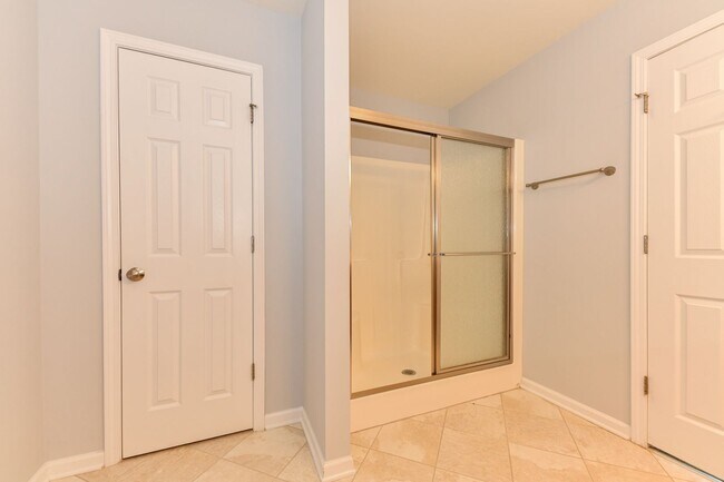 Building Photo - Nice and clean townhome in Colfax