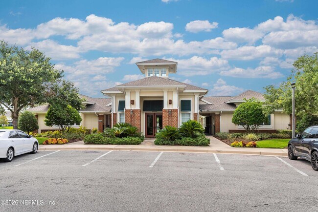 Building Photo - 3897 Lionheart Dr