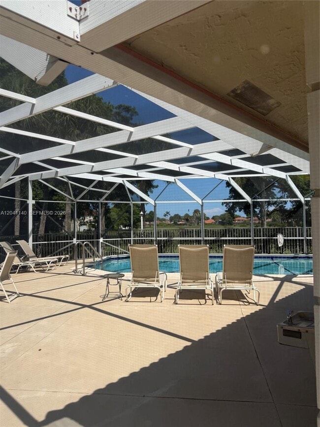 Building Photo - 3031 Holiday Springs Blvd