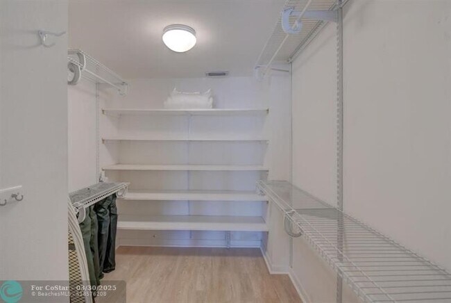 Building Photo - 9940 S Ocean Dr